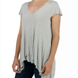 NWT Grace and Lace Cheyenne Tee in grey- L